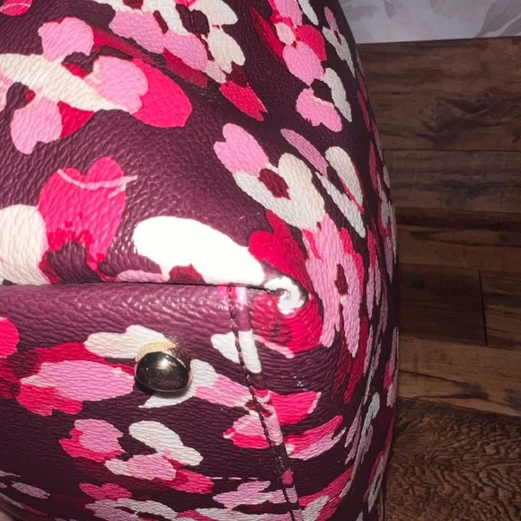 Storybook Lined Kate Spade Floral Tote Bag - Picture 7 of 12